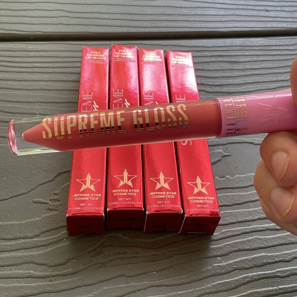 Full Pigment Lip Gloss - Fatality - Picture 4 of 6